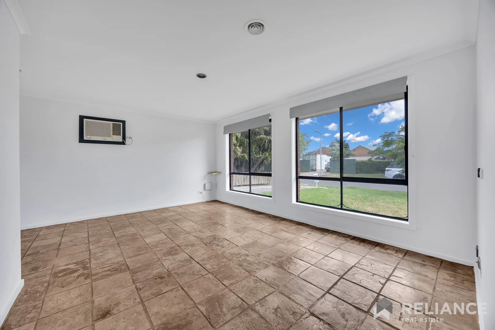 Additional image 7 of 4 Fountain Court, Werribee VIC 3030