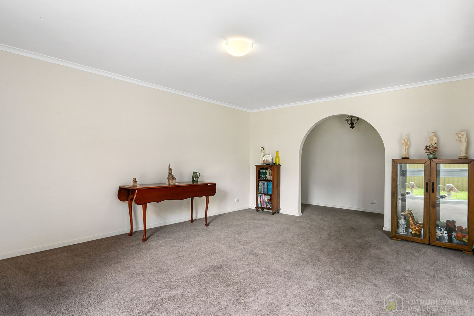 15 Rickard Drive, Churchill VIC 3842, Image 2