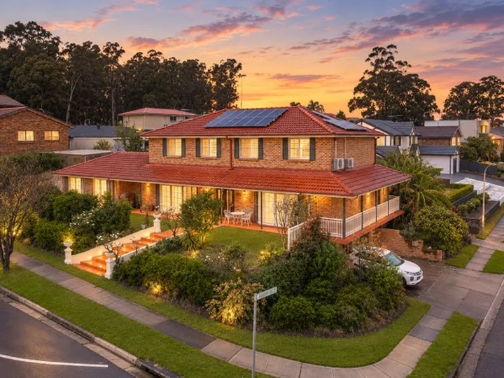 21 Serpentine Street, Bossley Park NSW 2176