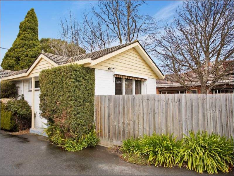 1 bedrooms Apartment / Unit / Flat in 3/138 Heatherdale MITCHAM VIC, 3132