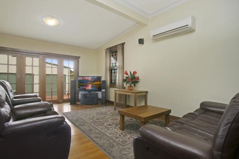 39 Glebe Road, The Junction NSW 2291, Image 2