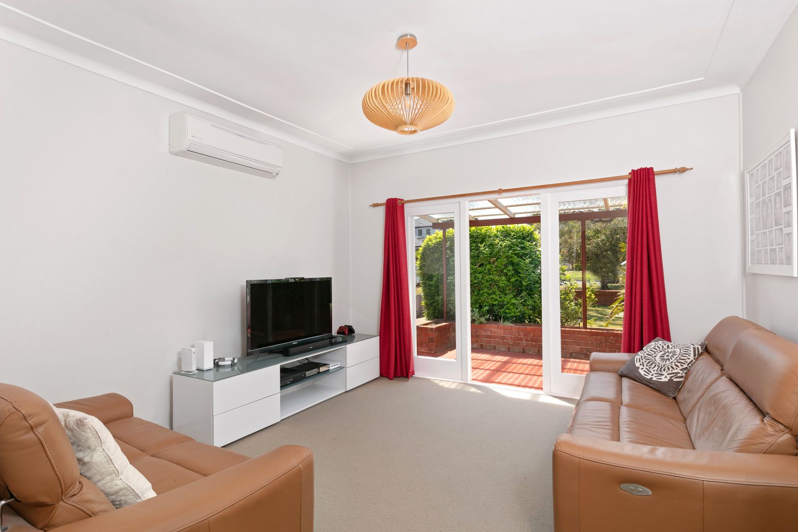 Sold 52 Stella Street, Collaroy Plateau NSW 2097 on 31 Oct 2020 2016534490 Domain