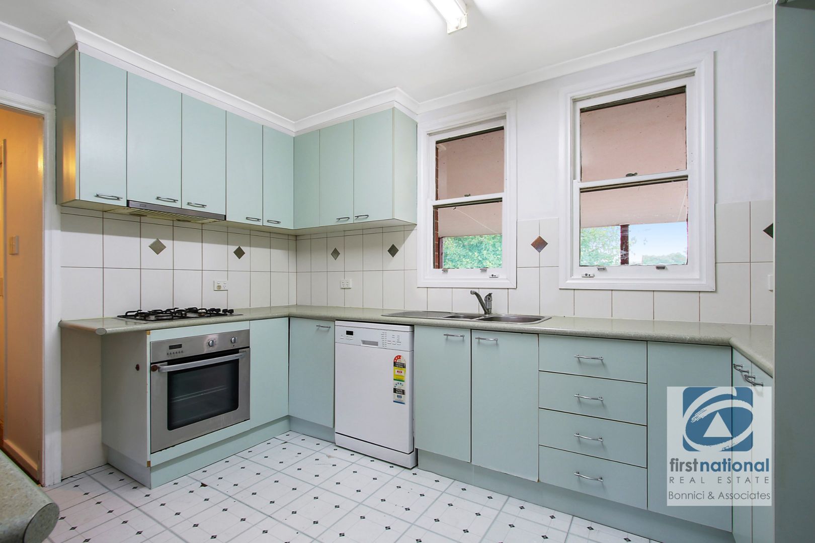 113 Pell Street, Howlong NSW 2643, Image 1