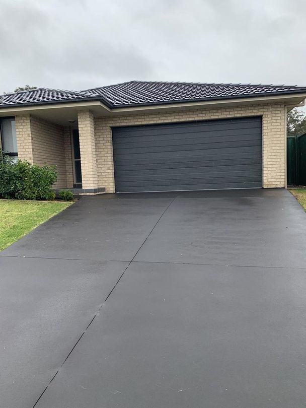 4 bedrooms House in 52 RUBY ROAD RUTHERFORD NSW, 2320