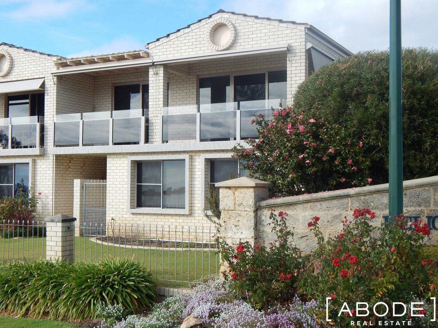 1/240 Burke Drive, Attadale WA 6156 Domain