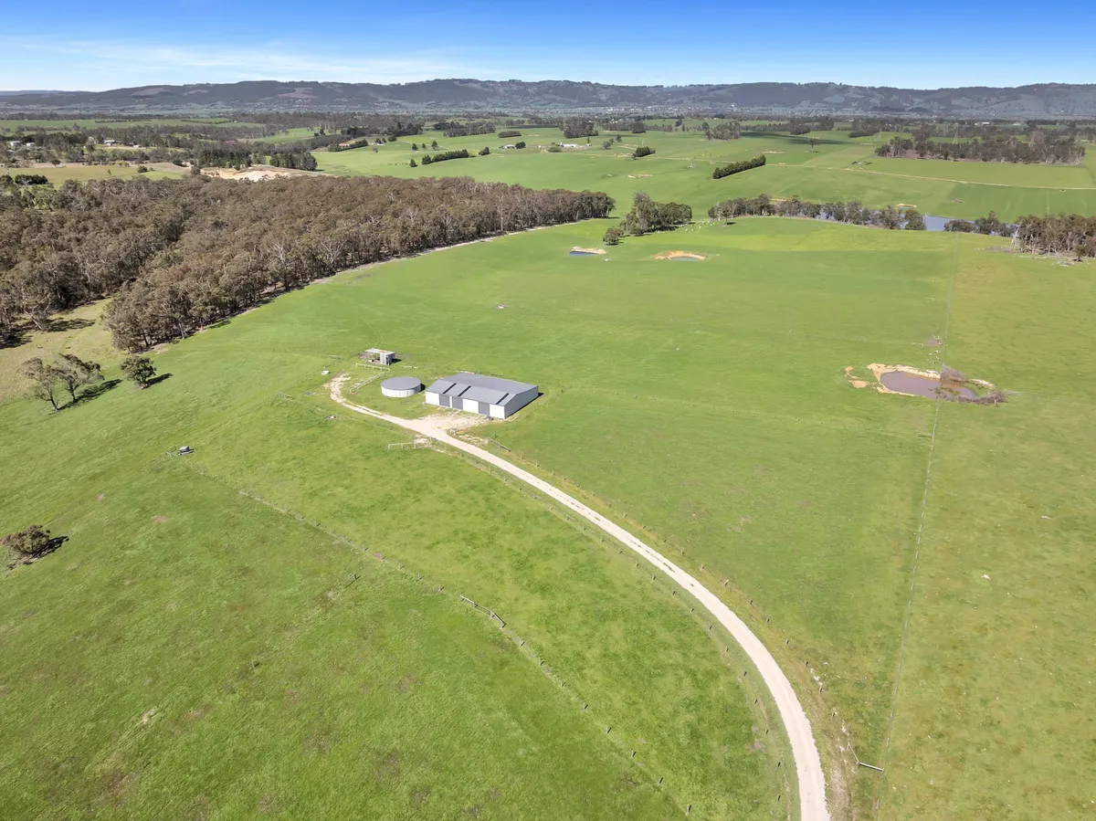 Picturesque Farming / Lifestyle Parcel in Outstanding Location - Vaade 4
