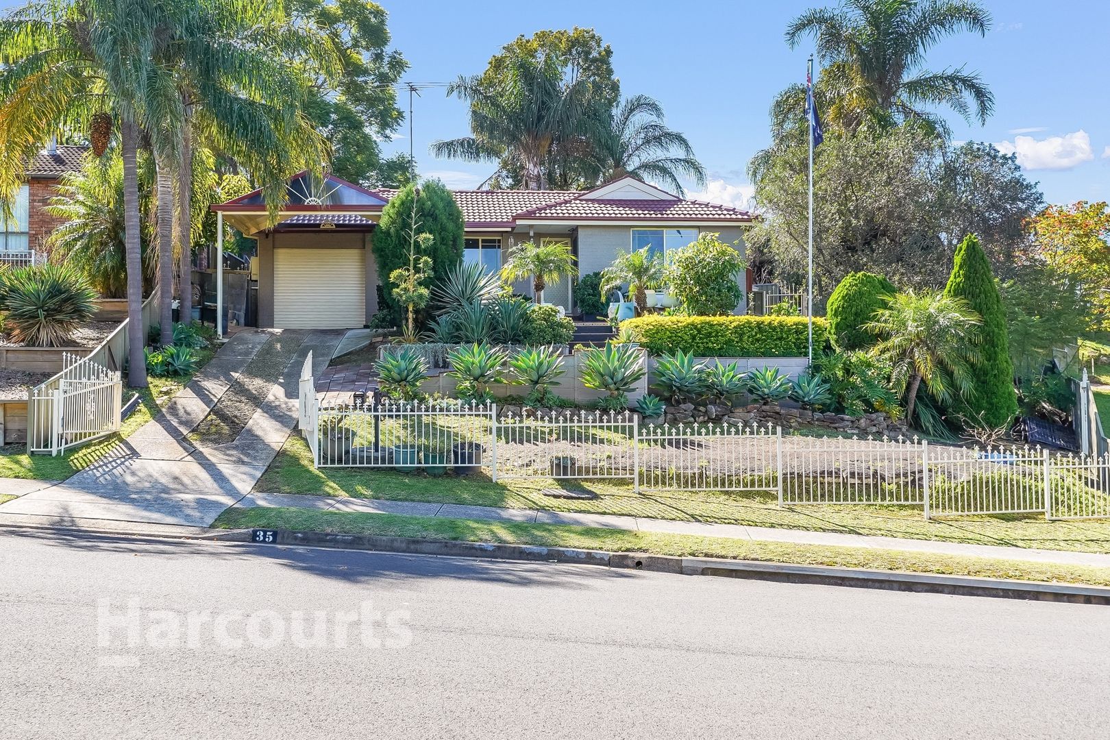 35 Aquamarine Drive, Eagle Vale NSW 2558, Image 1