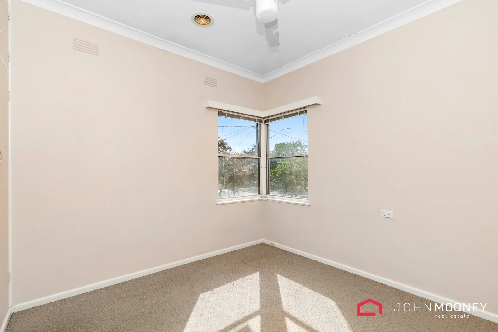 Additional image 12 of 2 Croaker Street, Turvey Park NSW 2650