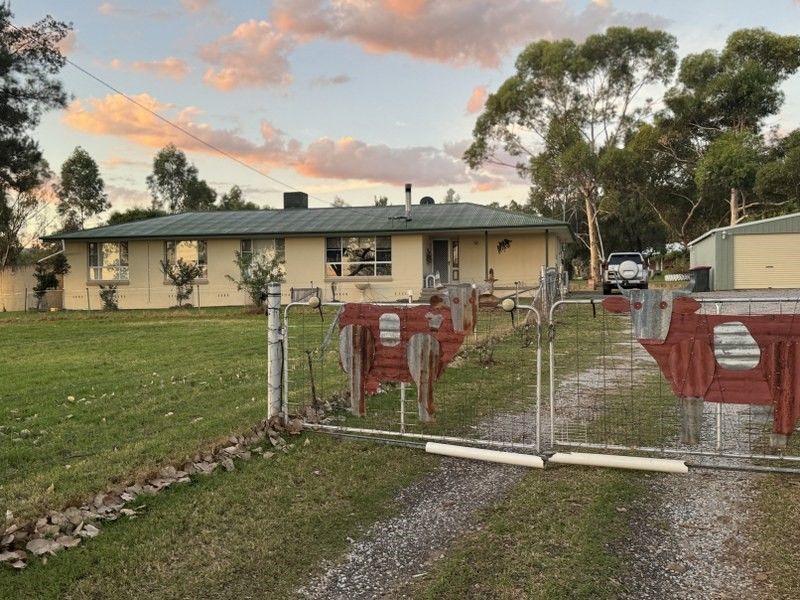 4 bedrooms Acreage / Semi-Rural in 15 Adolphus Drive NEMINGHA NSW, 2340