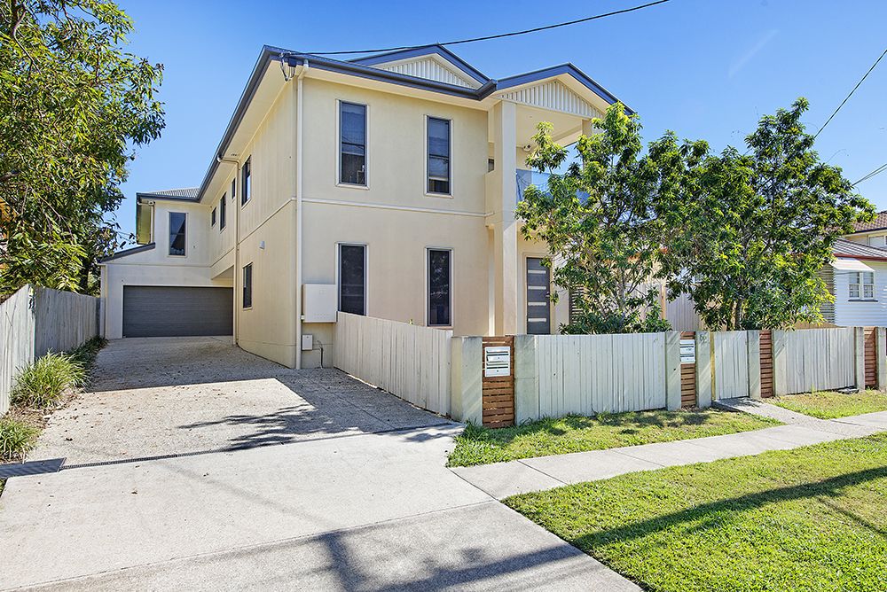 3 bedrooms Townhouse in 2/52 Adelaide Street CARINA QLD, 4152