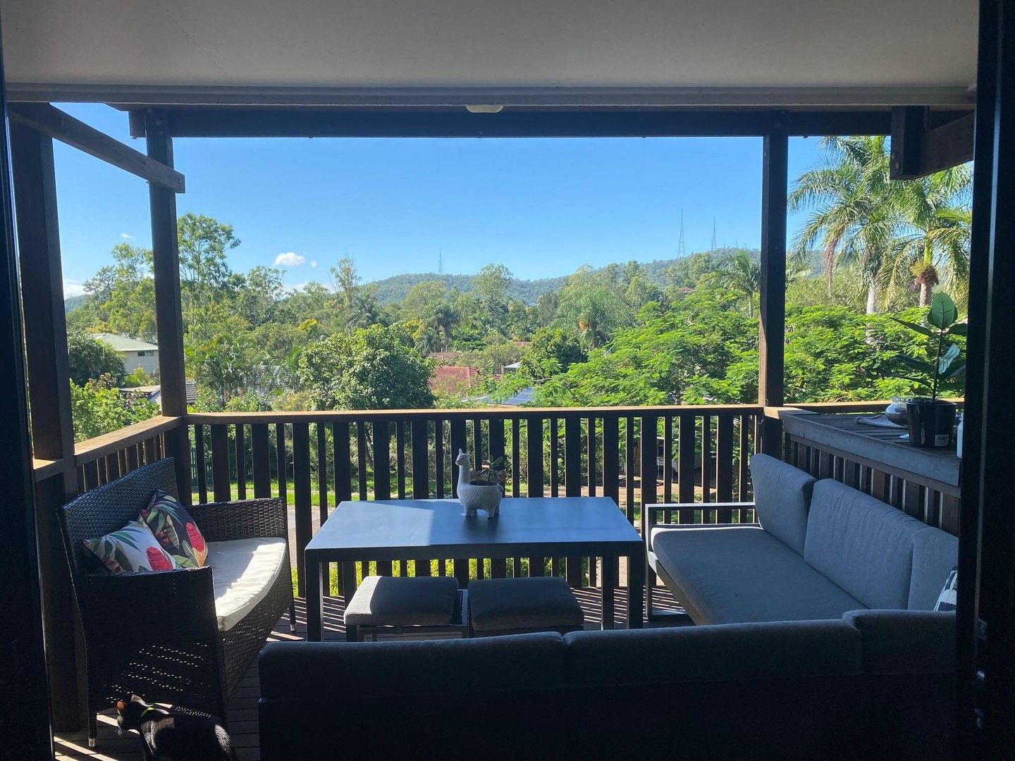 4 bedrooms House in 3 Michaela Crescent THE GAP QLD, 4061