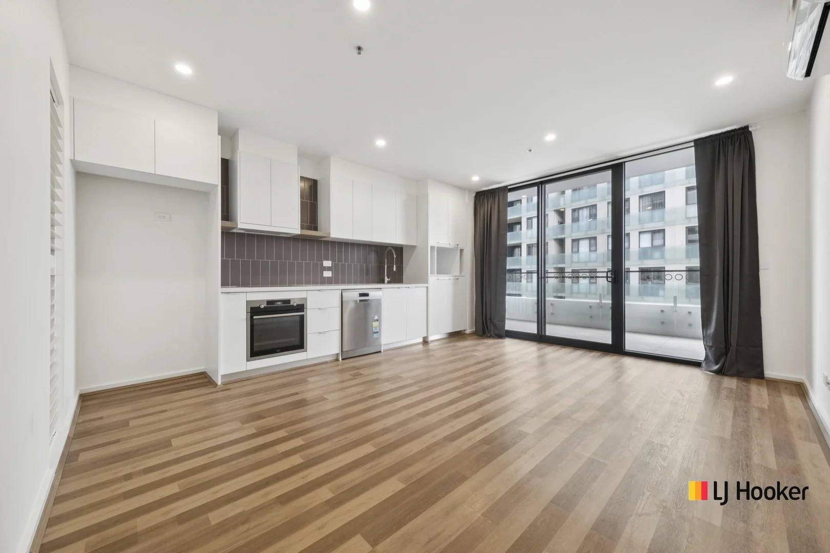 801/2 Gribble Street, Gungahlin ACT 2912