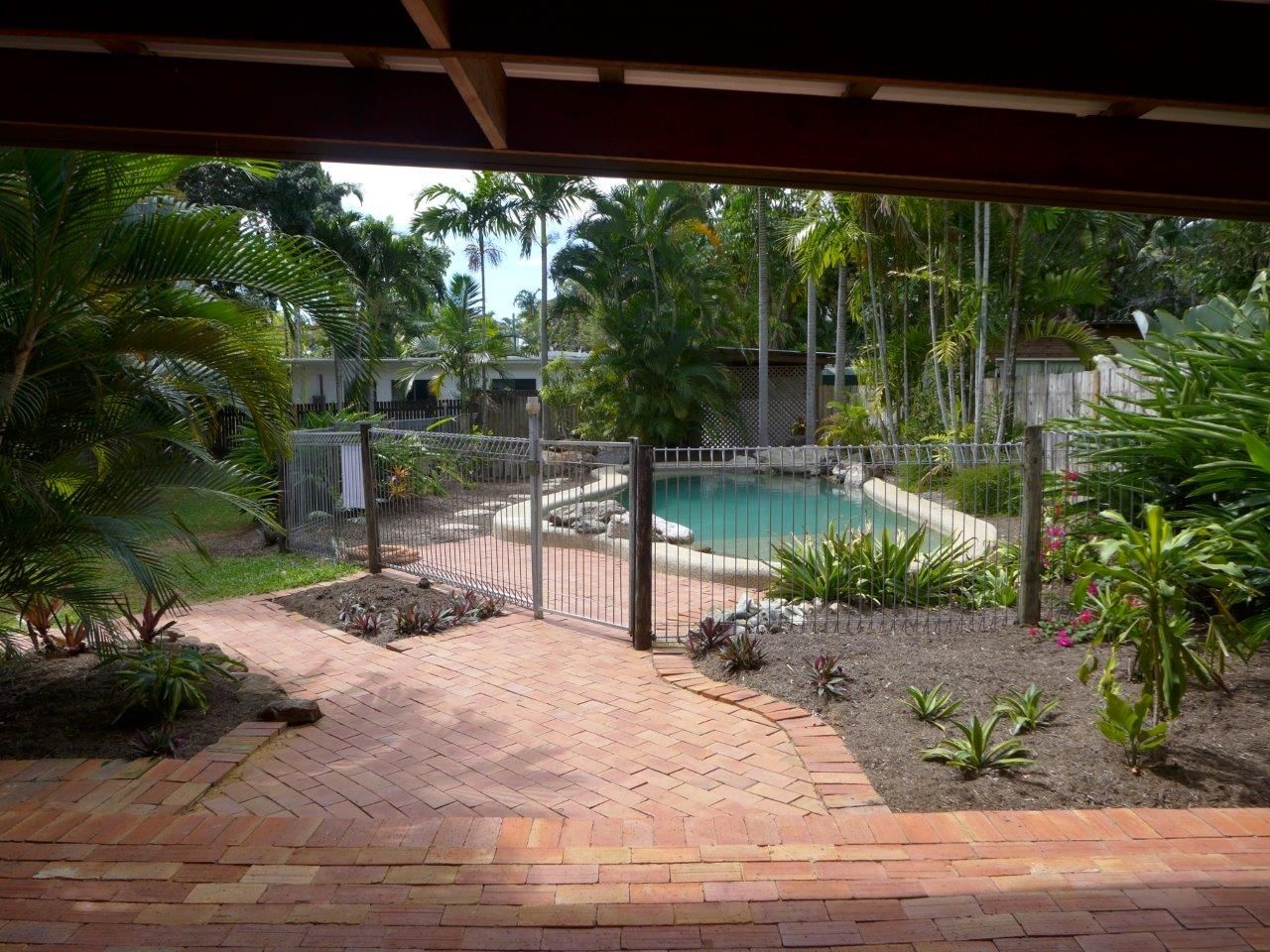 42 Jamieson St, Trinity Beach QLD 4879 House For Rent 700 Domain