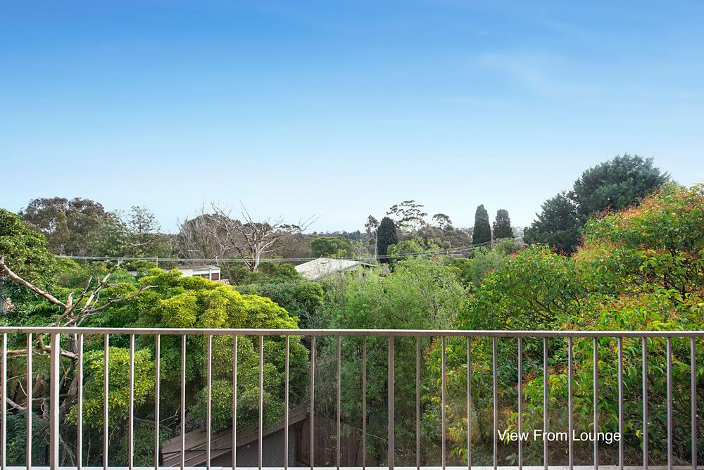 3/204 The Boulevard, Ivanhoe East VIC 3079, Image 2