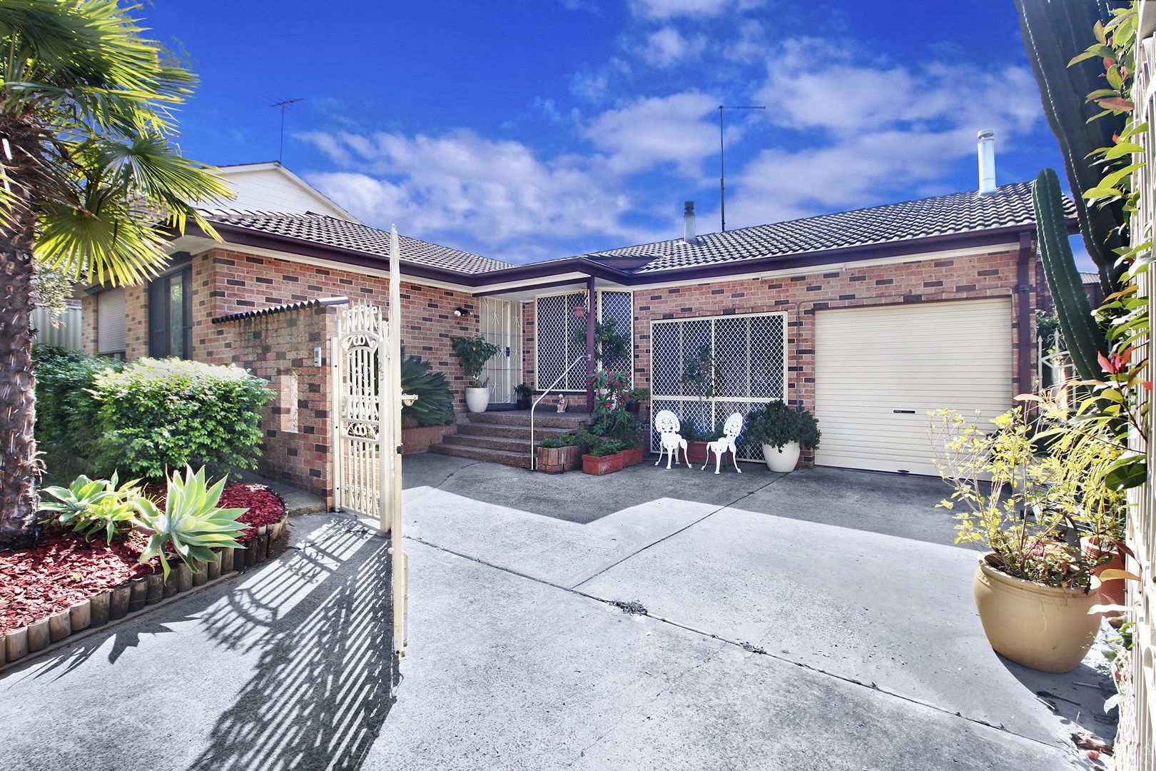 25 Restwell Road, Bossley Park NSW 2176, Image 0