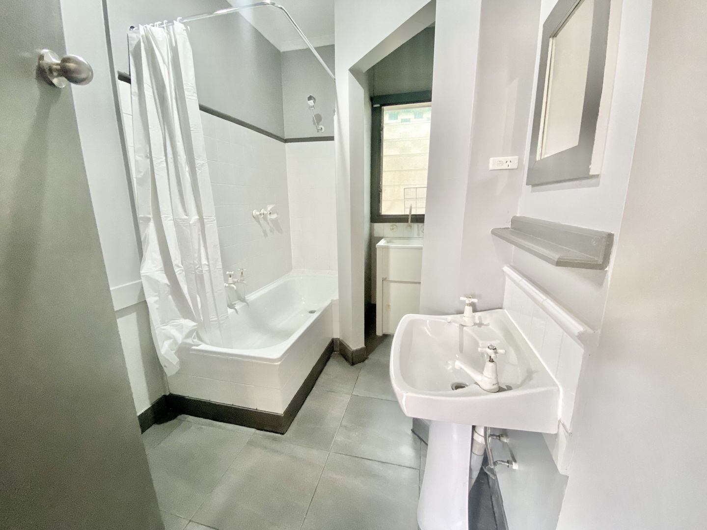 4/411 Sloane Street, Deniliquin NSW 2710 Apartment For Rent Domain