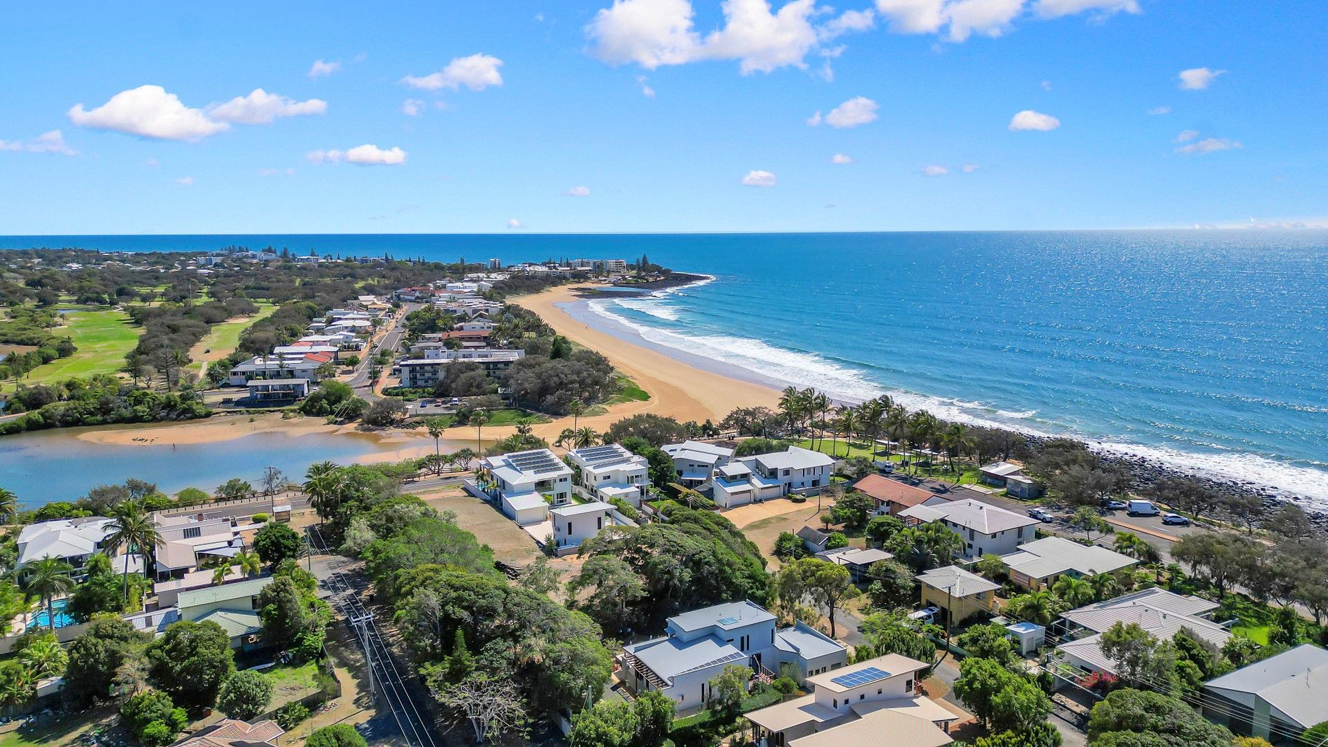 3 bedrooms House in 6 Shady Grove BARGARA QLD, 4670