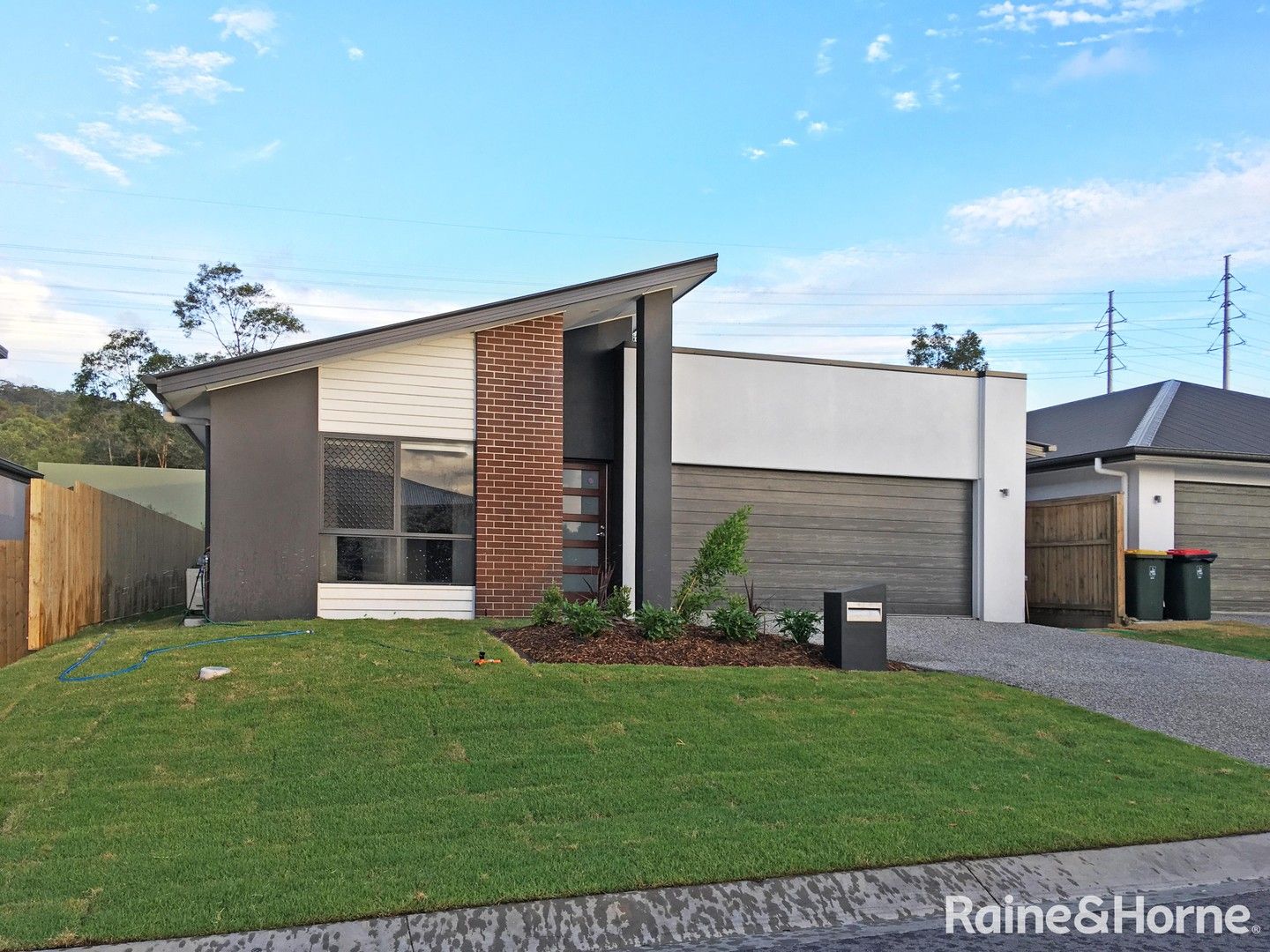 11 Morningview Place, Carindale QLD 4152, Image 0