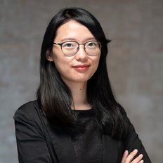 Evelin Chen, Sales representative