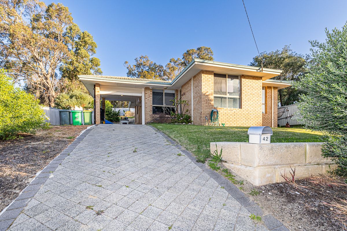 42 Wakefield Crescent, Australind WA 6233, Image 1