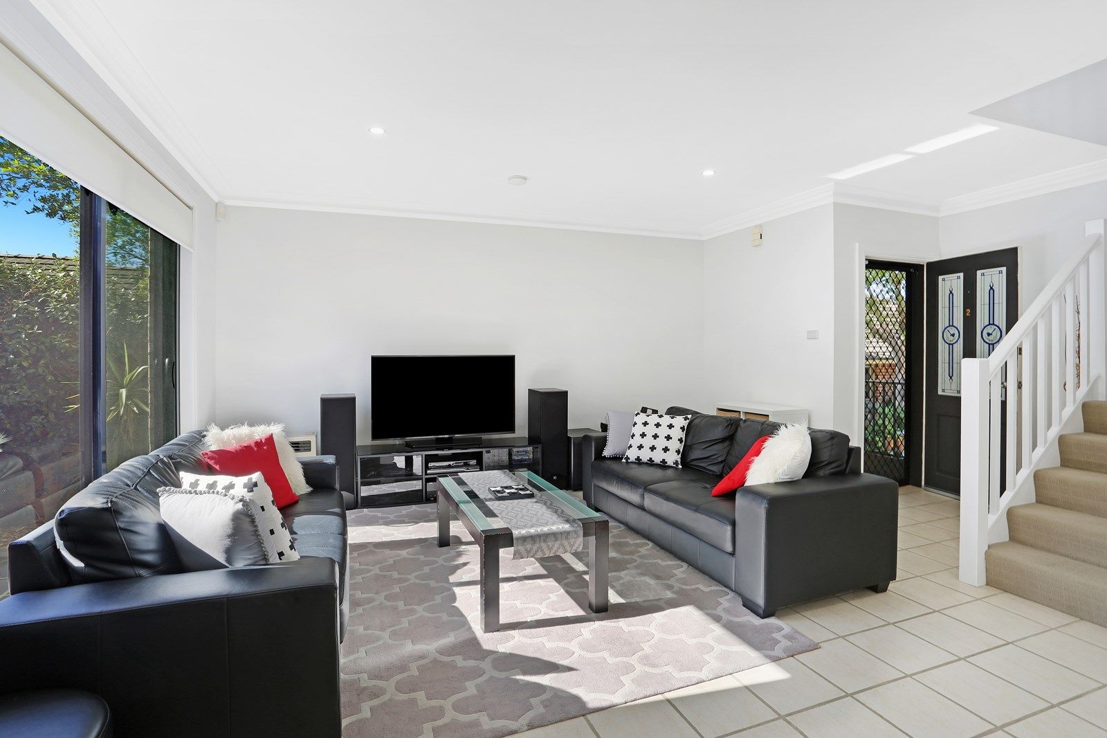 2/120 Telopea Avenue, Caringbah South NSW 2229, Image 2