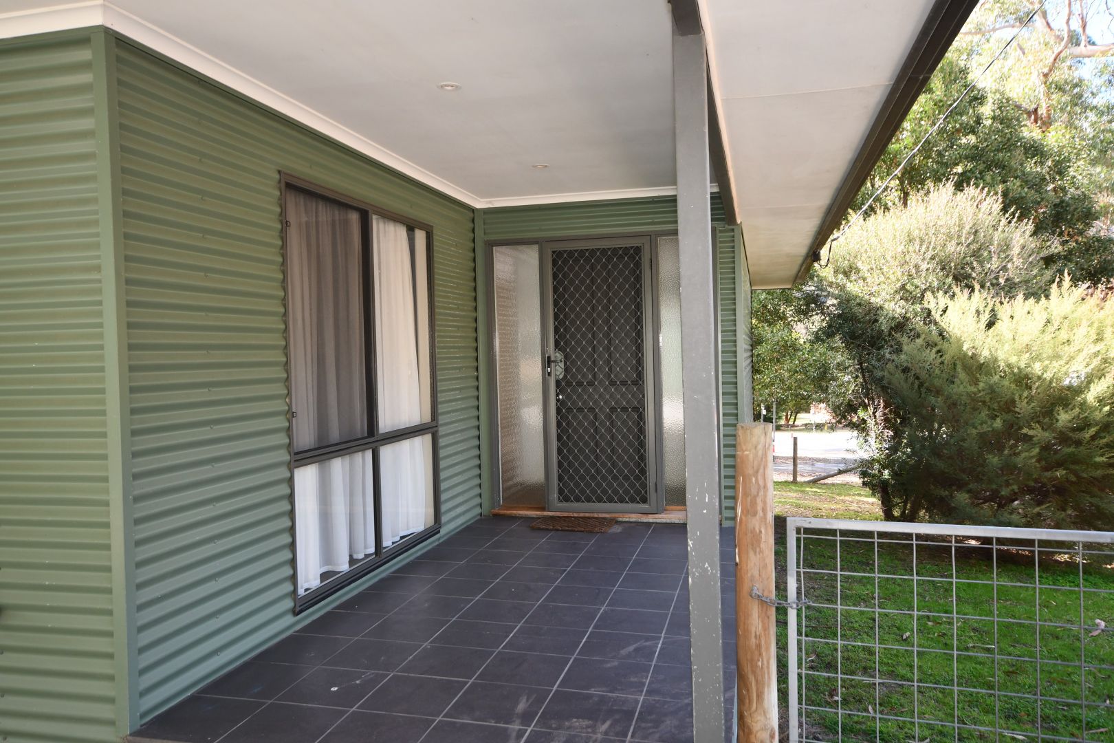 188 Grampians Road, Halls Gap VIC 3381, Image 2