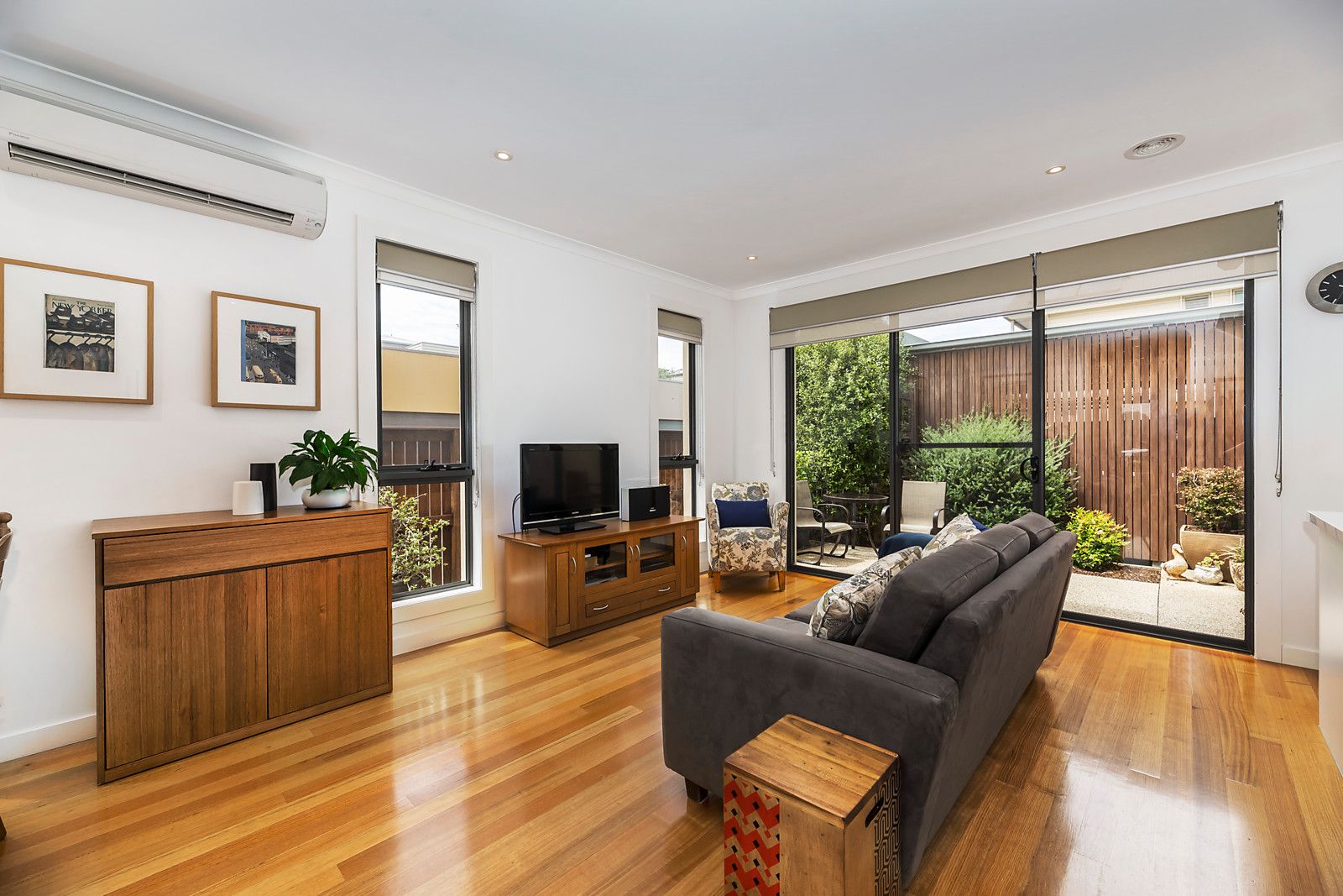 32 Gillespie Avenue, Ascot Vale VIC 3032, Image 1