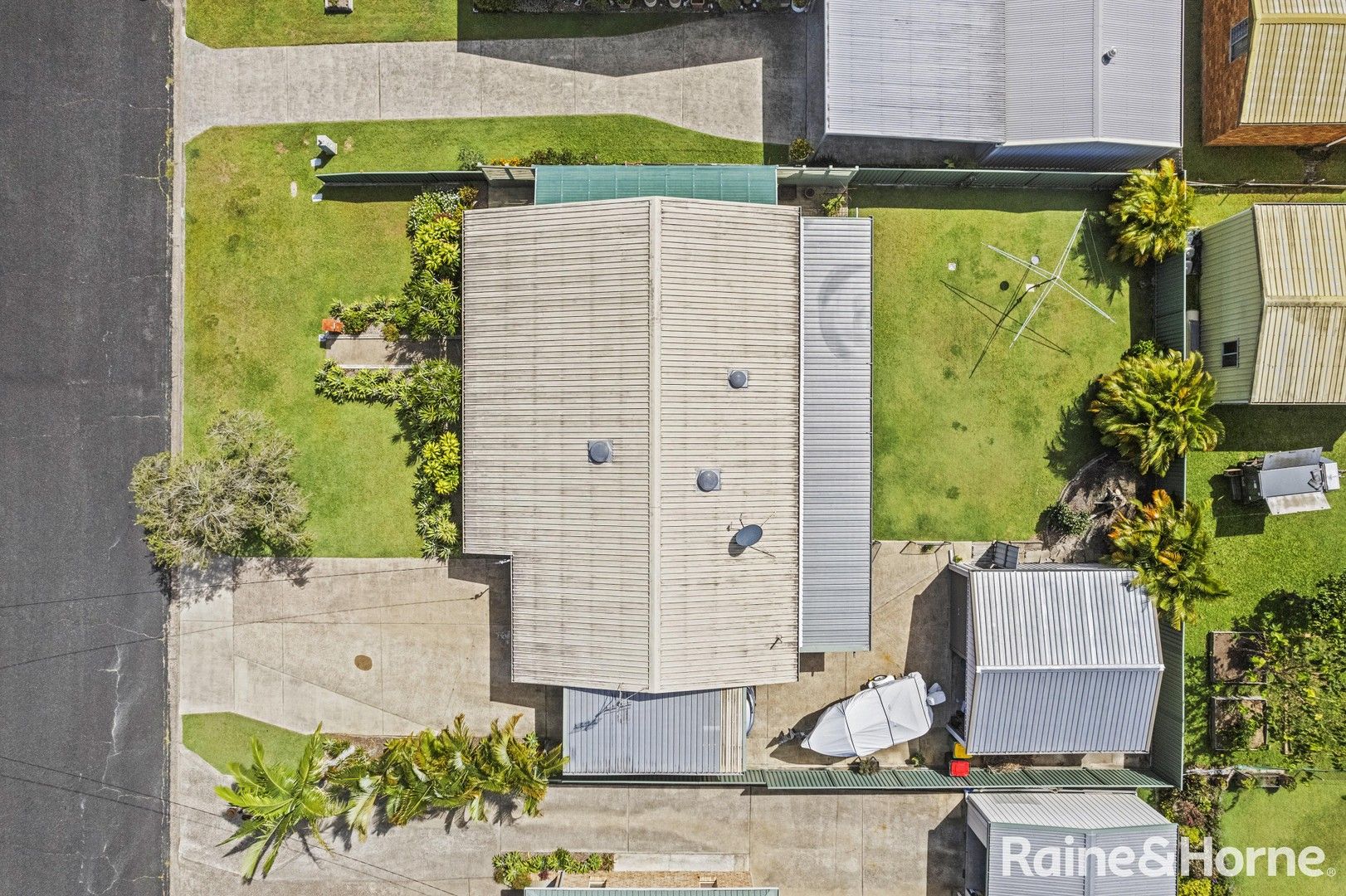 13 Marlin Way, Tin Can Bay QLD 4580, Image 0