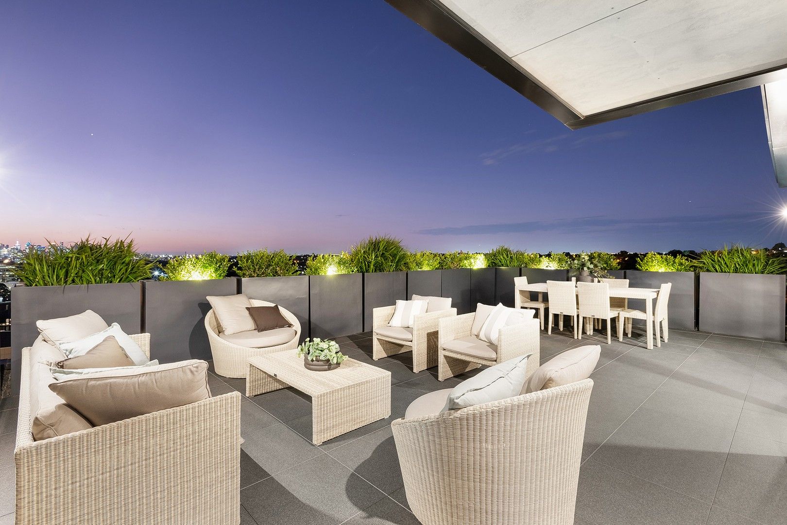 2 bedrooms Apartment / Unit / Flat in 702/10 Lilydale Grove HAWTHORN EAST VIC, 3123