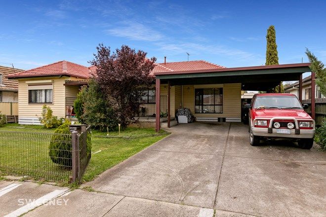 Picture of 27 Garfield Street, ST ALBANS VIC 3021