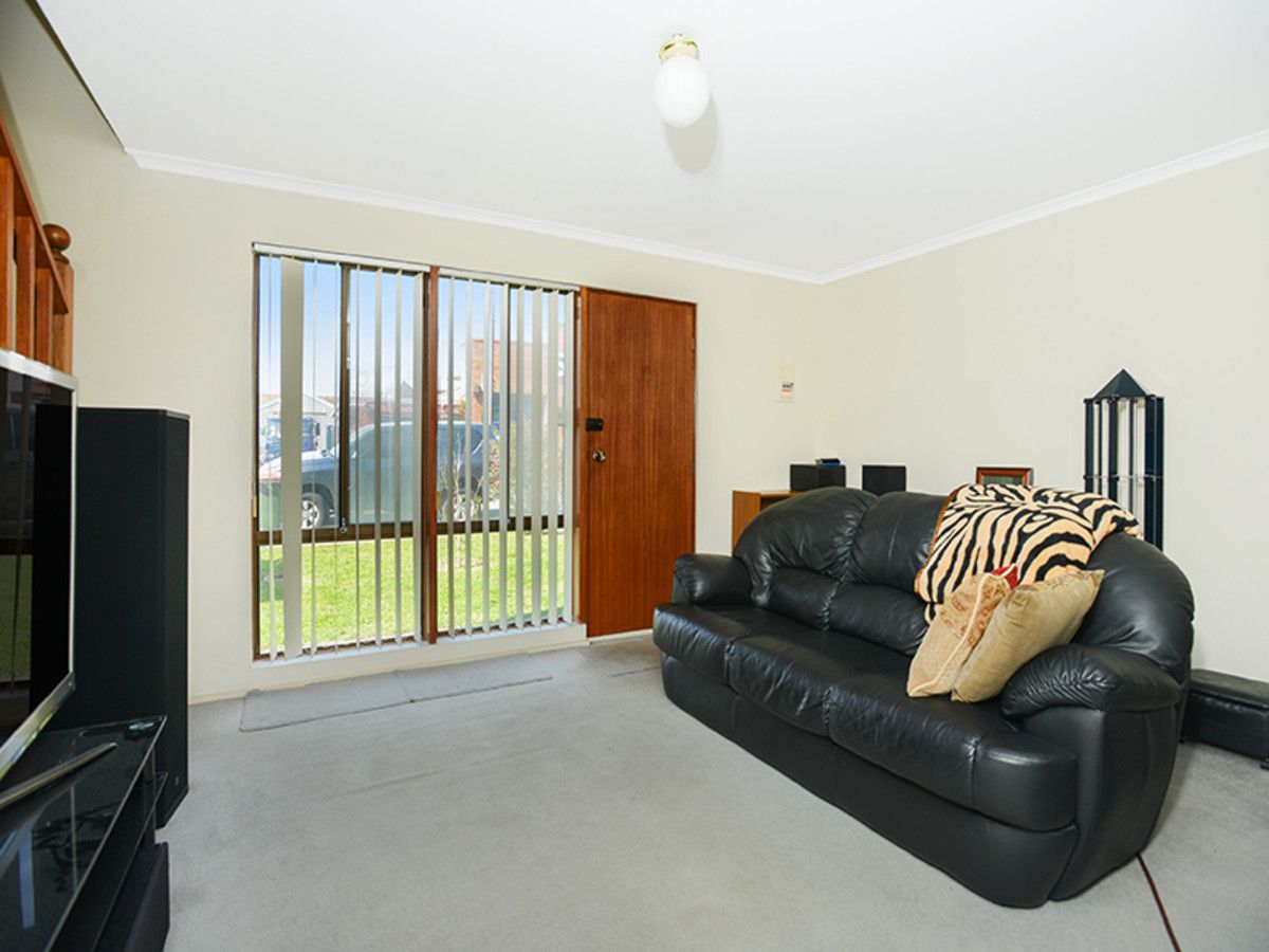 3/2 Kent Road, Keswick SA 5035, Image 2