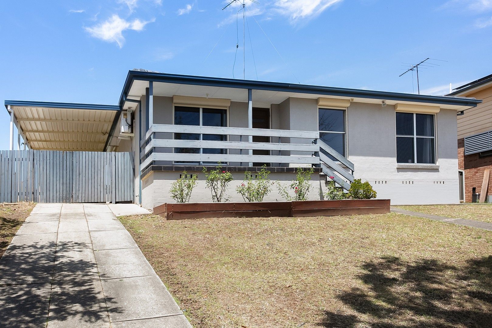 3 bedrooms House in 35 Grange Crescent CAMBRIDGE GARDENS NSW, 2747