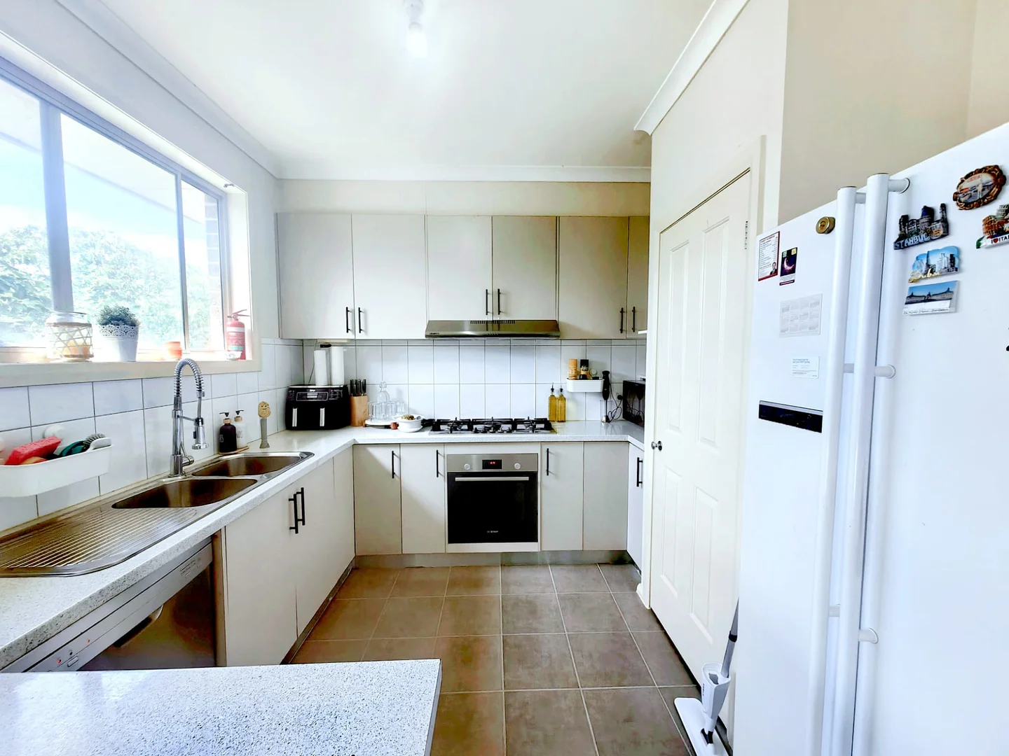 Additional image 4 of 2/31 Rayhur Street, Clayton South VIC 3169