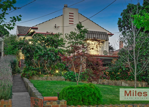 32 Mcarthur Road, Ivanhoe East VIC 3079