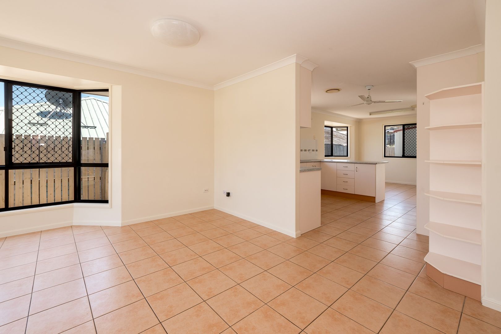 85 Col Brown Avenue, Clinton QLD 4680, Image 2