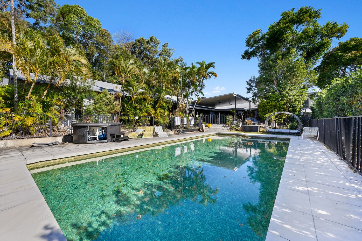 18 Eden Court, Nerang Property History & Address Research Domain