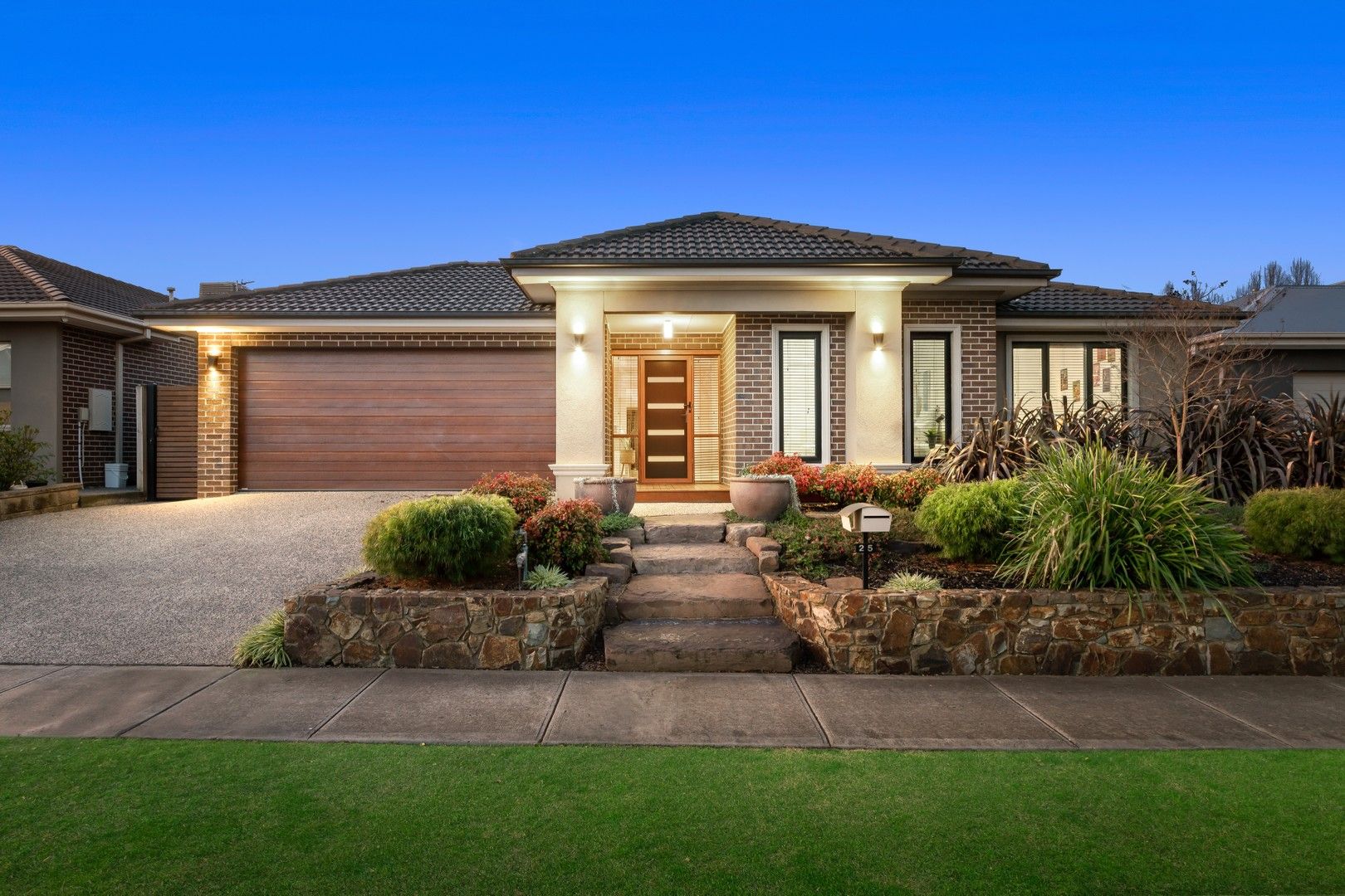 25 Positano Grove, Greenvale VIC 3059, Image 0