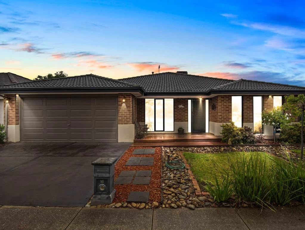 Primary image of 16 Moonah Avenue, Brookfield VIC 3338