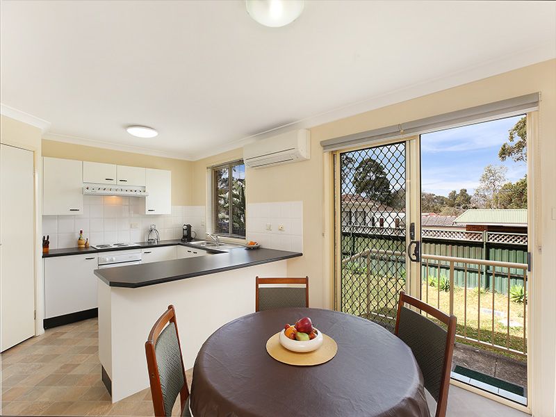 1/22 Dameeli Avenue, Kirrawee NSW 2232