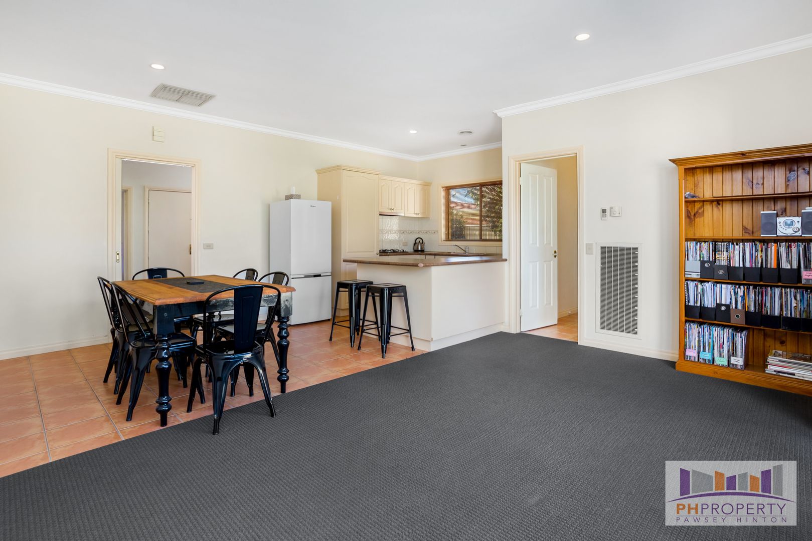 153 Thistle Street, Golden Square VIC 3555, Image 2