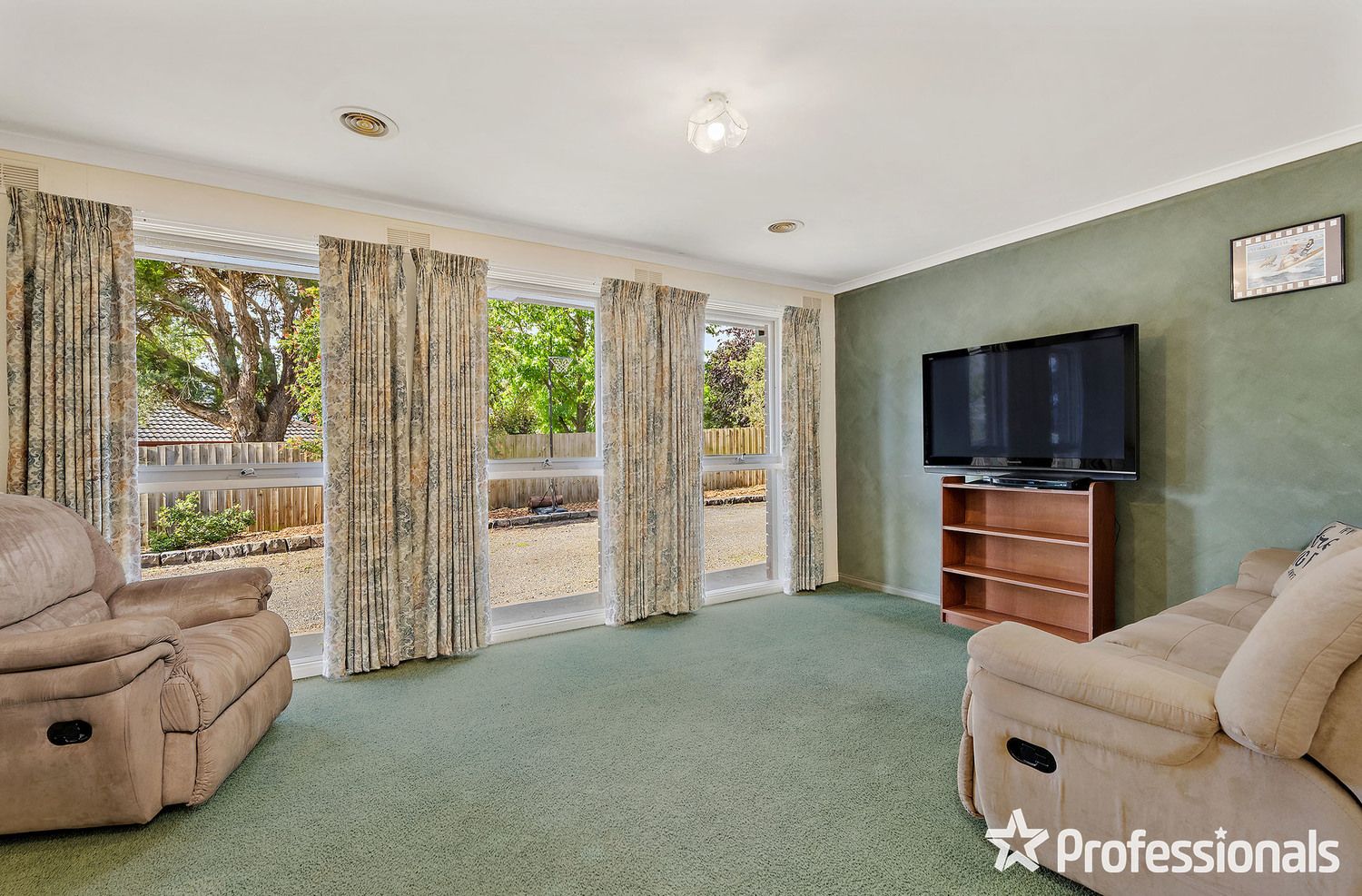 19 Belchester Avenue, Coldstream VIC 3770, Image 1