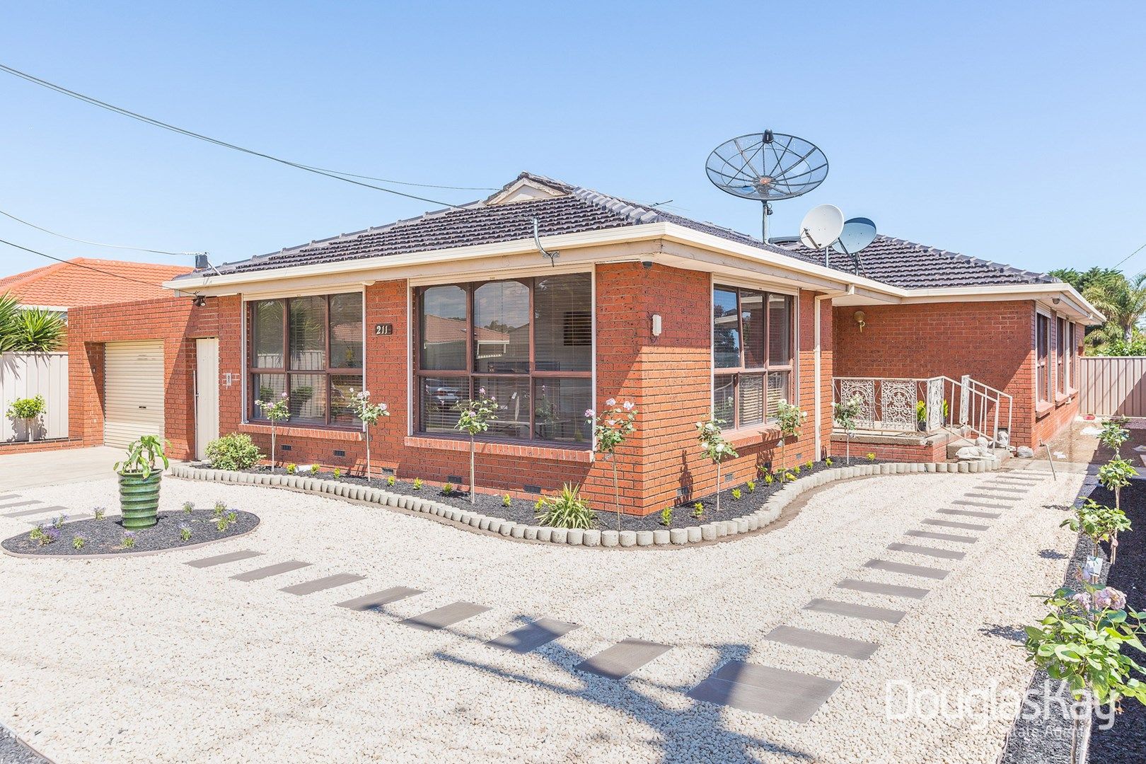 211 Hall Street, Sunshine West VIC 3020, Image 0