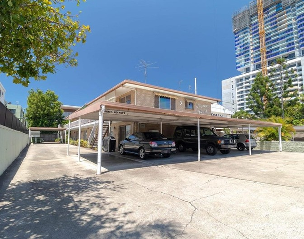 4/7 Little Norman Street, Southport QLD 4215