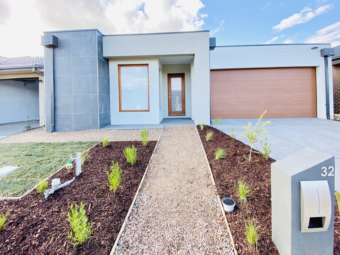 4 bedrooms House in 32 Westbourne Street STRATHTULLOH VIC, 3338