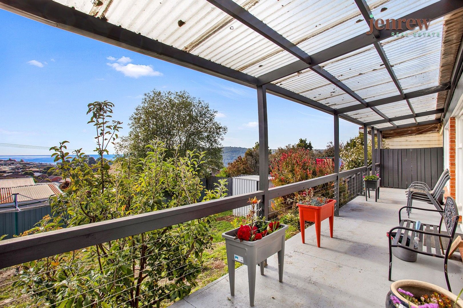 2 bedrooms Apartment / Unit / Flat in 3/121 Old Surrey Road HAVENVIEW TAS, 7320