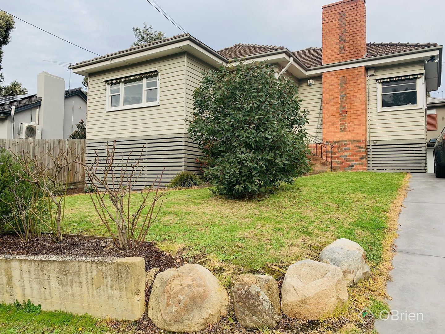 2 bedrooms Apartment / Unit / Flat in 1/40 Lindsay Avenue NUNAWADING VIC, 3131