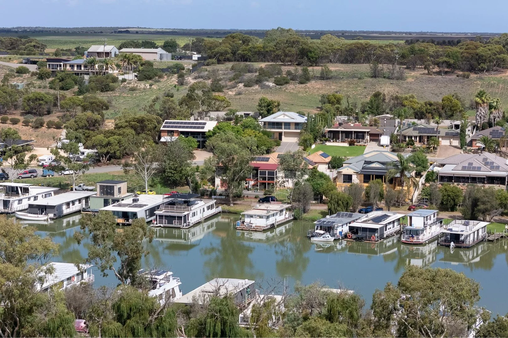 28 Riverglen Drive, White Sands SA 5253