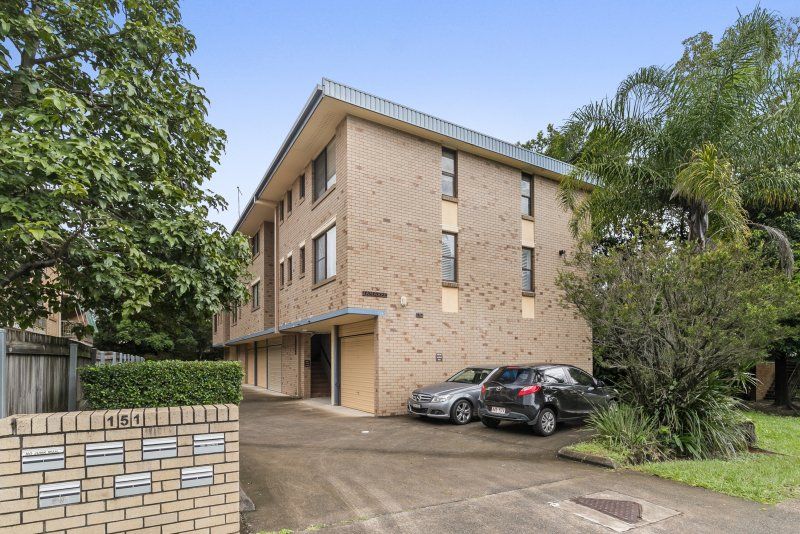 2 bedrooms Apartment / Unit / Flat in 1/151 Central Avenue INDOOROOPILLY QLD, 4068