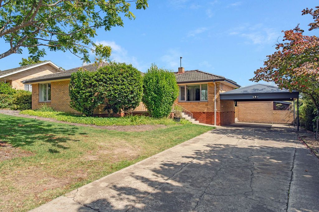4 bedrooms House in 47 Holmes Crescent CAMPBELL ACT, 2612