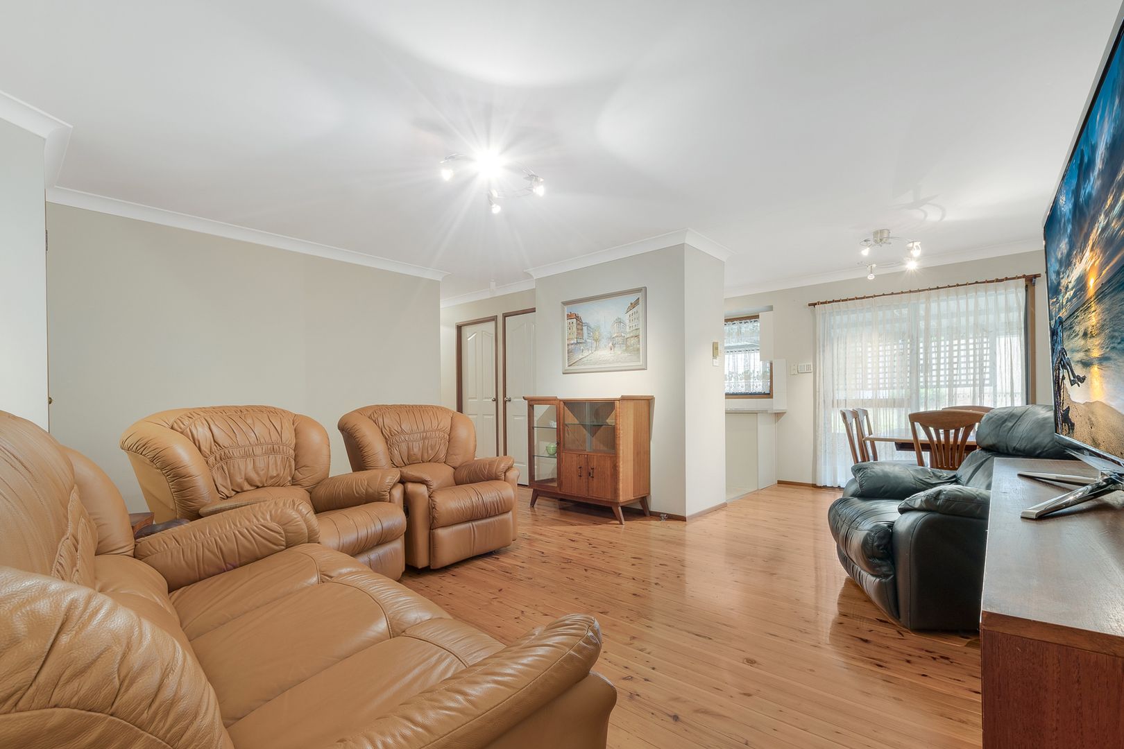 15 Traminer Place, Eschol Park NSW 2558, Image 2